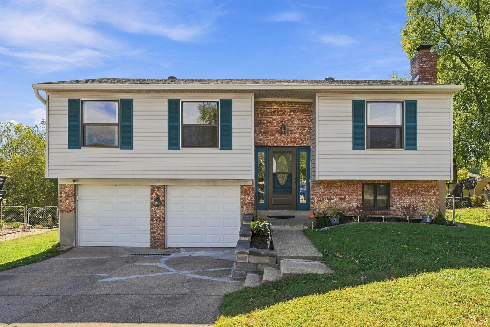 Property Photo: 3908 Pathfinder Court KY 41042