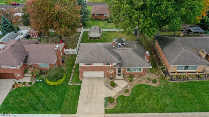 Property Photo:  1862 Marigold Avenue  OH 44301 