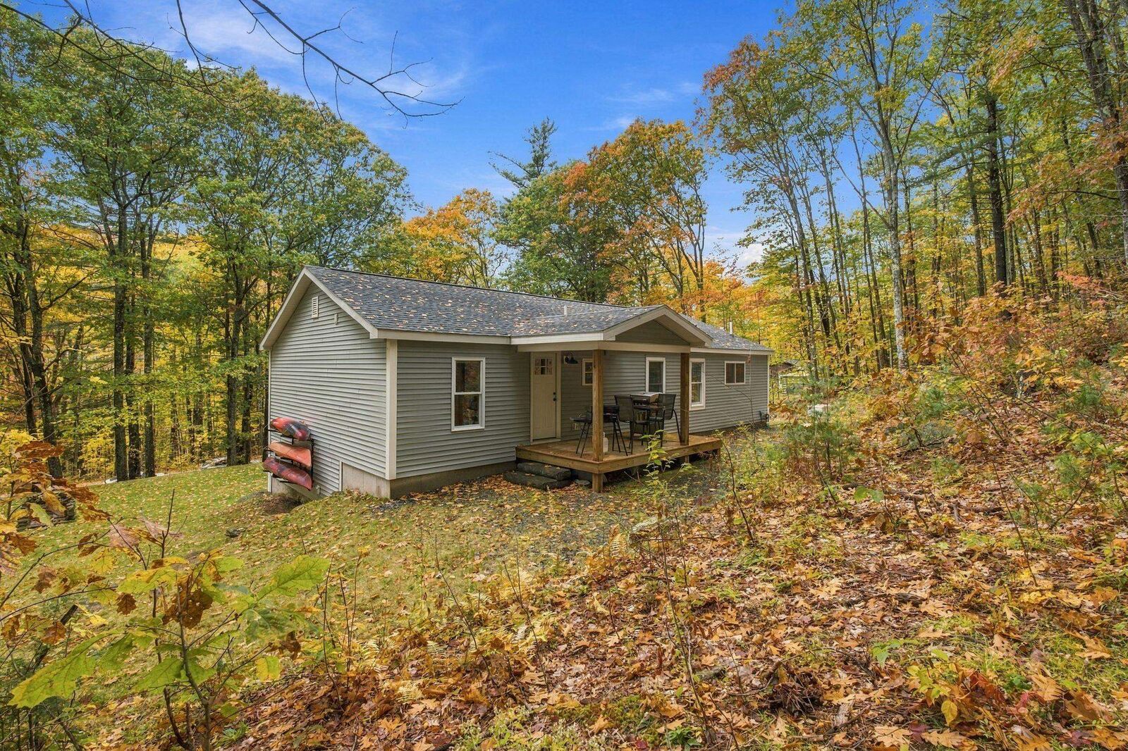 Property Photo:  505 Cash Street  NH 03773 
