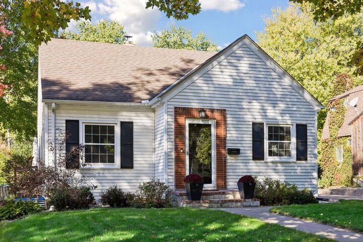 Property Photo:  3908 Zarthan Avenue S  MN 55416 