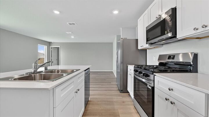 Property Photo:  10301 Mayhew Street  TX 76140 