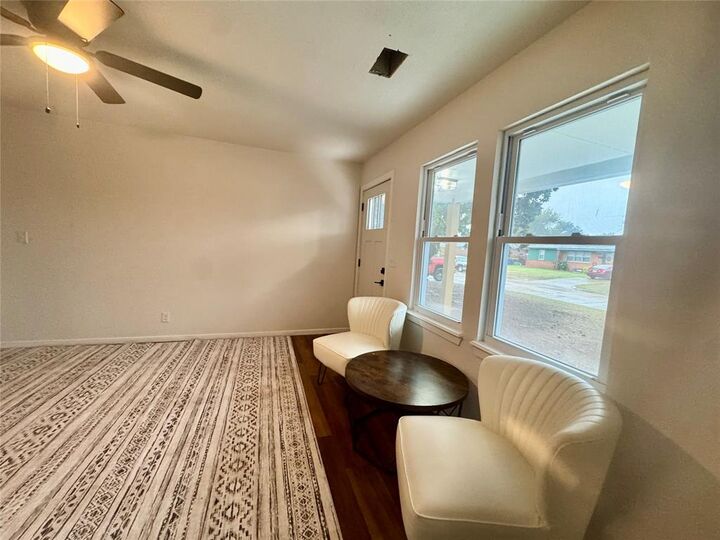 Property Photo:  40 Village Drive  OK 73018 