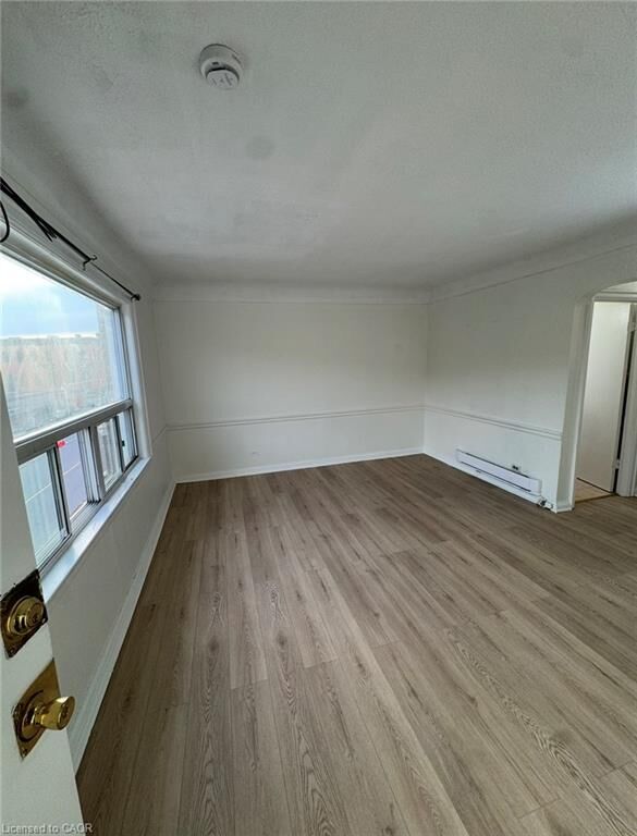 Property Photo:  51 King Street E 5  ON L8G 1J9 