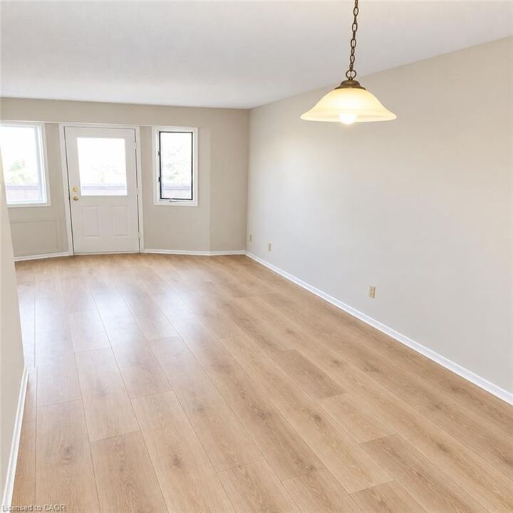 Property Photo:  288 Grays Road 209  ON L8E 1V5 