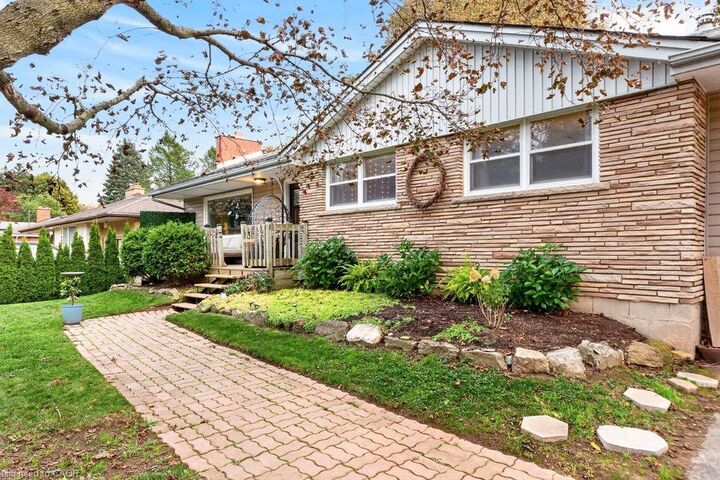 Property Photo:  58 Hatton Drive  ON L9G 2H6 