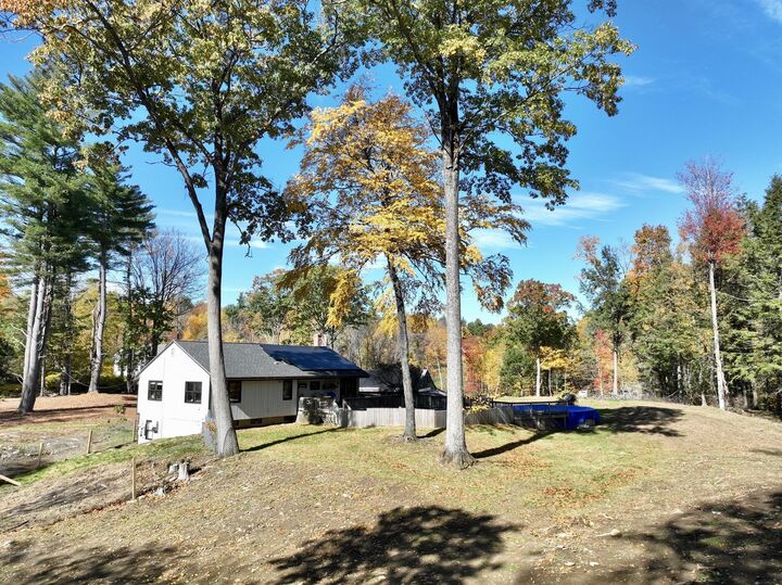 Property Photo:  425 N County Rd  MA 01337 