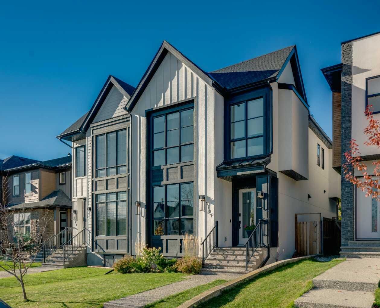 Property Photo:  3207 Kinsale Road SW  AB T3E 4S1 
