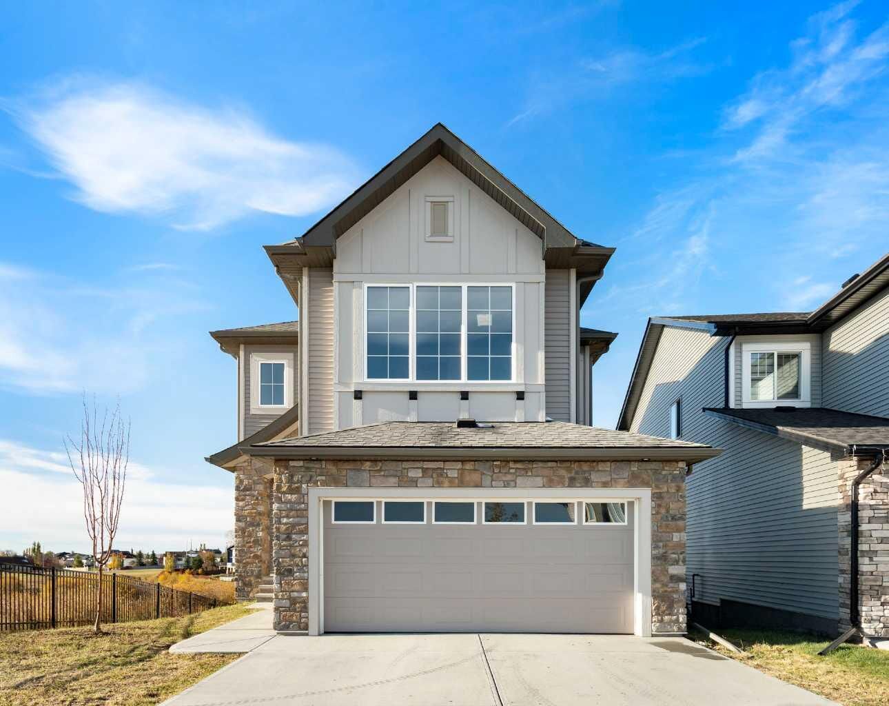 Property Photo:  222 Knight Avenue  AB T0M 0S0 