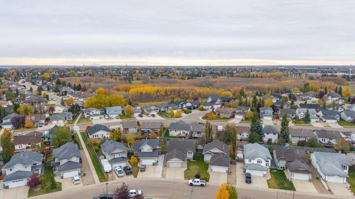 Property Photo:  3207 66 Avenue  AB T9V 3H9 