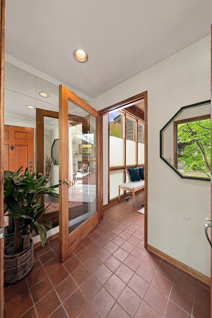 Property Photo: 3003 35th Avenue W WA 98199