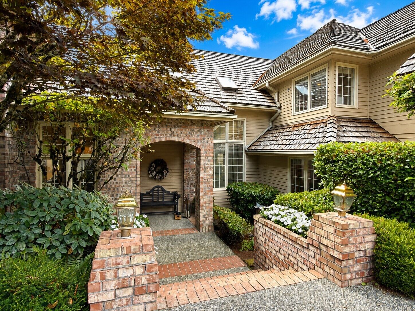 Property Photo: 13713 209th Avenue NE WA 98077