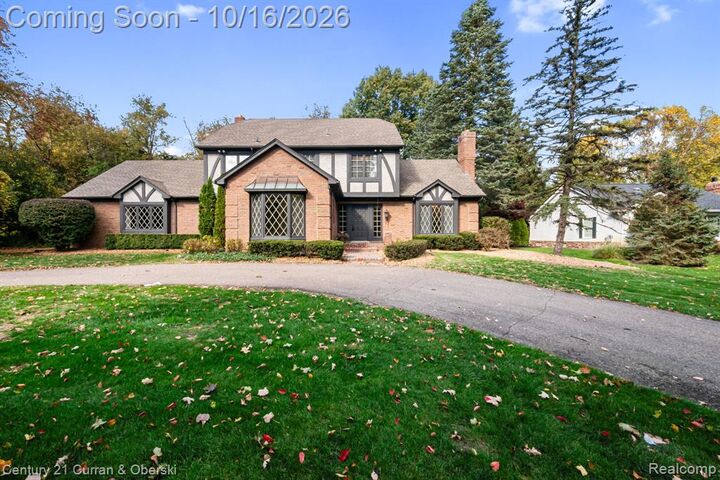 Property Photo:  46450 Pickford Street  MI 48168 