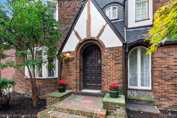 Property Photo: 3471 Cambridge Avenue MI 48221