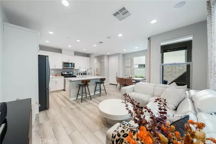 Property Photo: 156 Alienta CA 92694