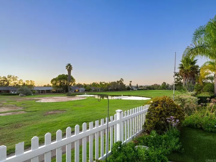 Property Photo:  1048 La Sombra Drive  CA 92078 
