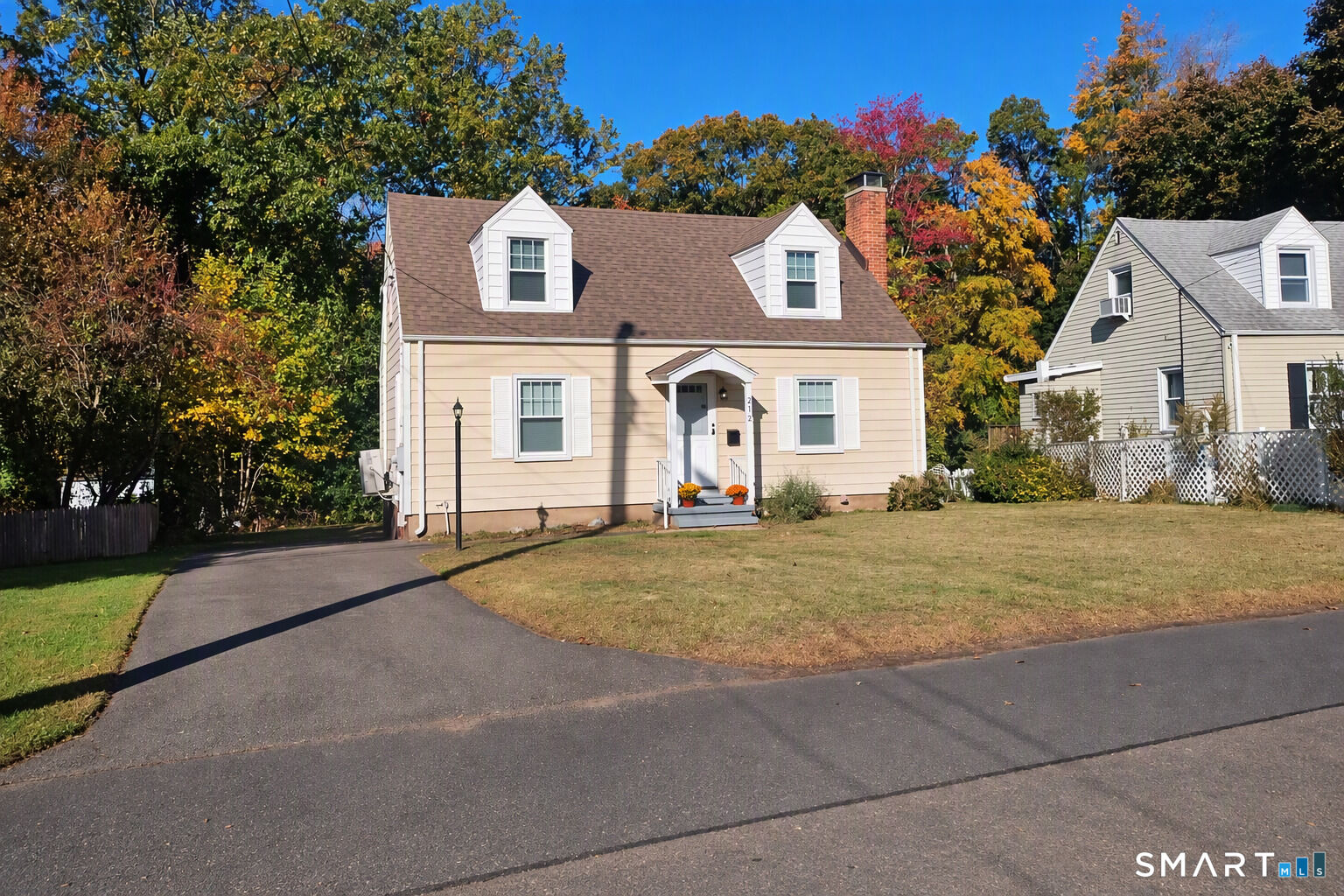 Property Photo: 212 Dorrance Street CT 06518