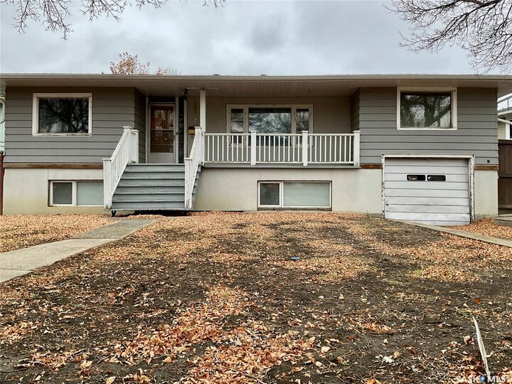 Property Photo:  2832 Quinn Drive  SK S4P 2W1 