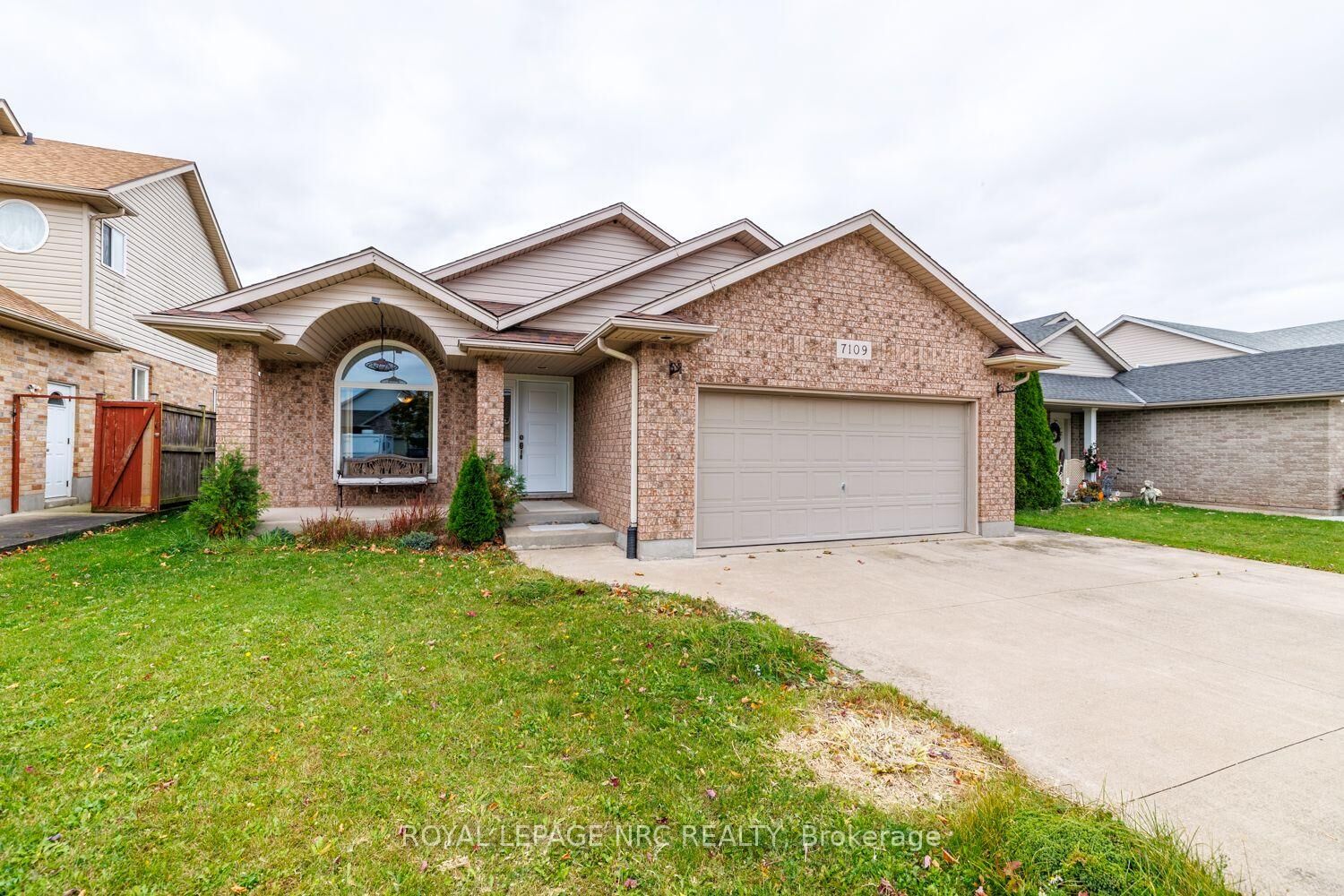 Property Photo:  7109 Parkside Road  ON L2H 3L6 