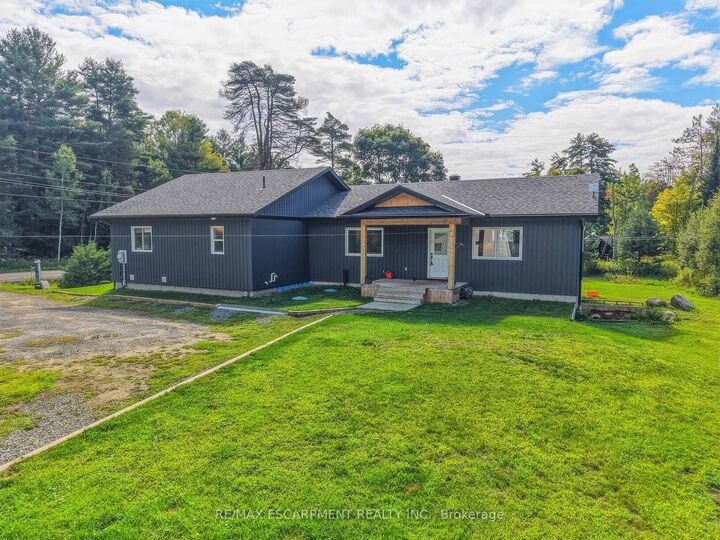 Property Photo:  400 Raymond Road  ON P1L 1X4 