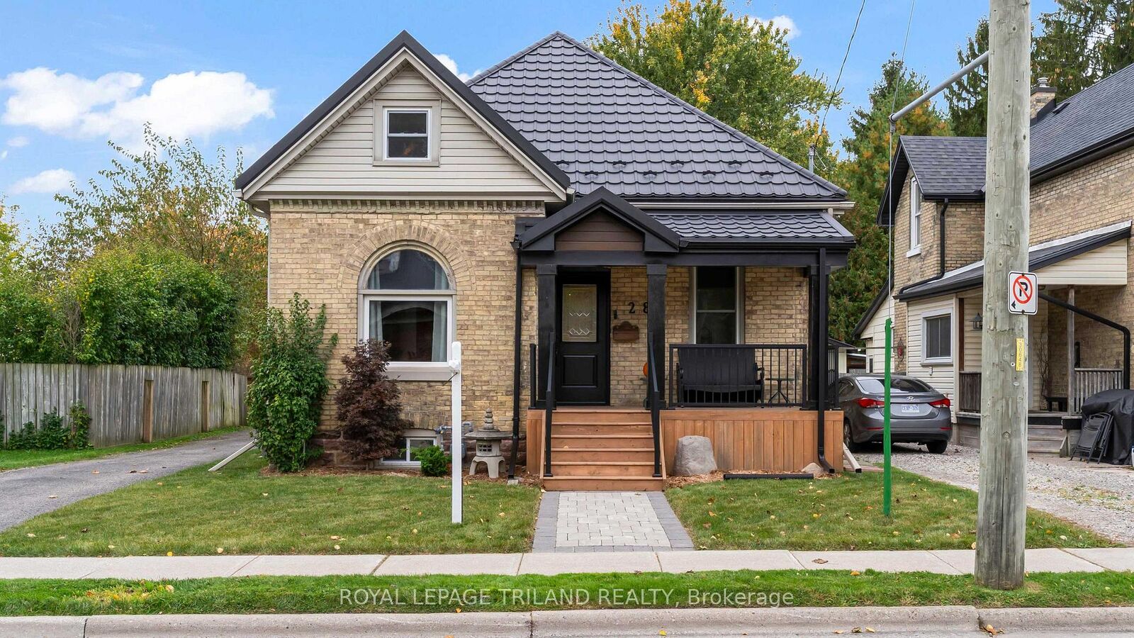 Property Photo:  282 Ross Street  ON N5R 3Y9 
