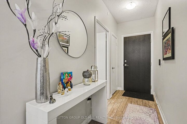 Property Photo:  55 Ann O'Reilly Road 404  ON M2J 0E1 