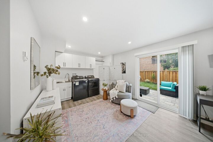Property Photo: 1958 Rosefield Road 16 ON L1V 3A9