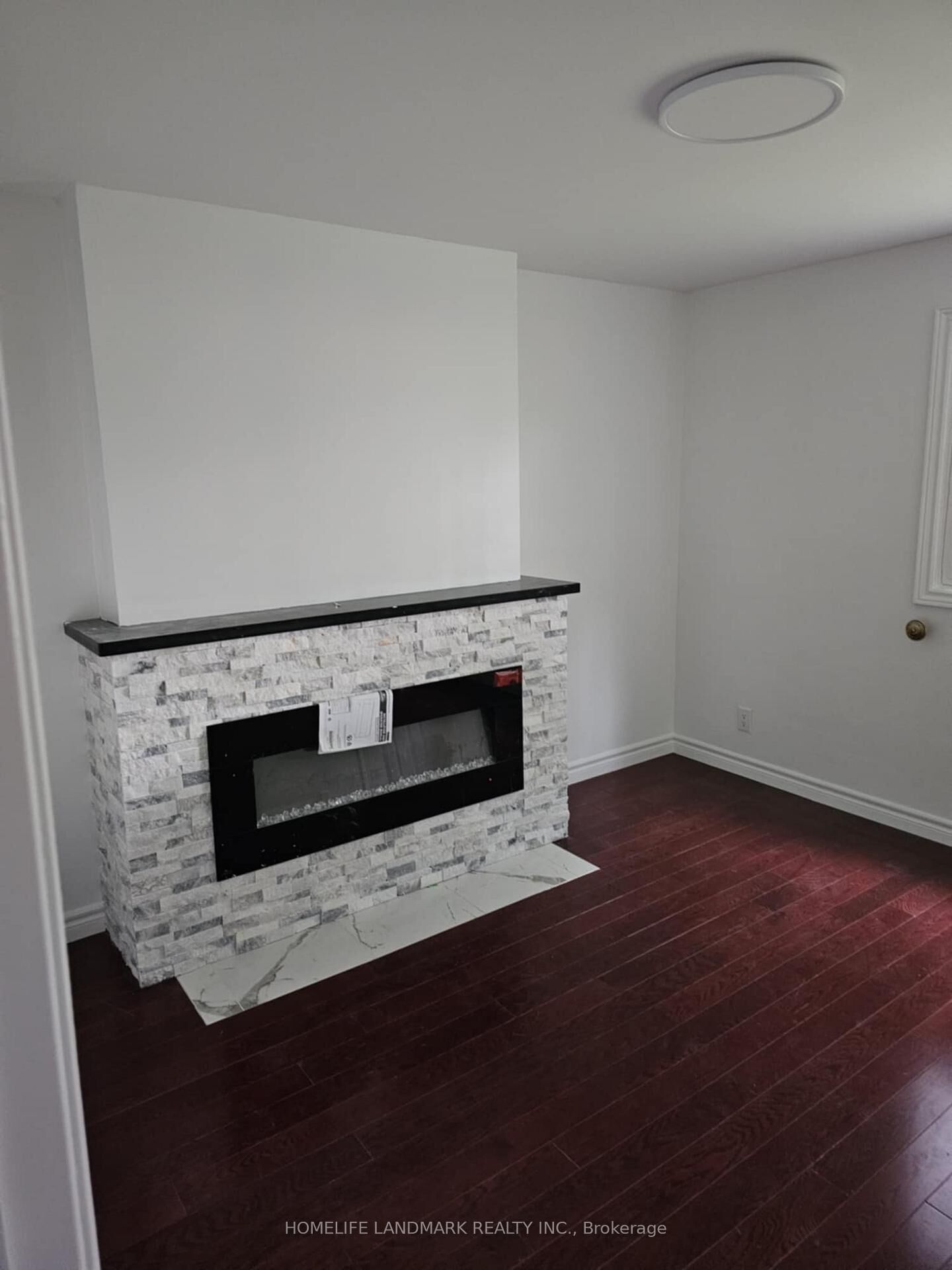 Property Photo:  775 Huntingwood Dr Huntingwood Drive Main Floor Unit  ON M1T 2L5 