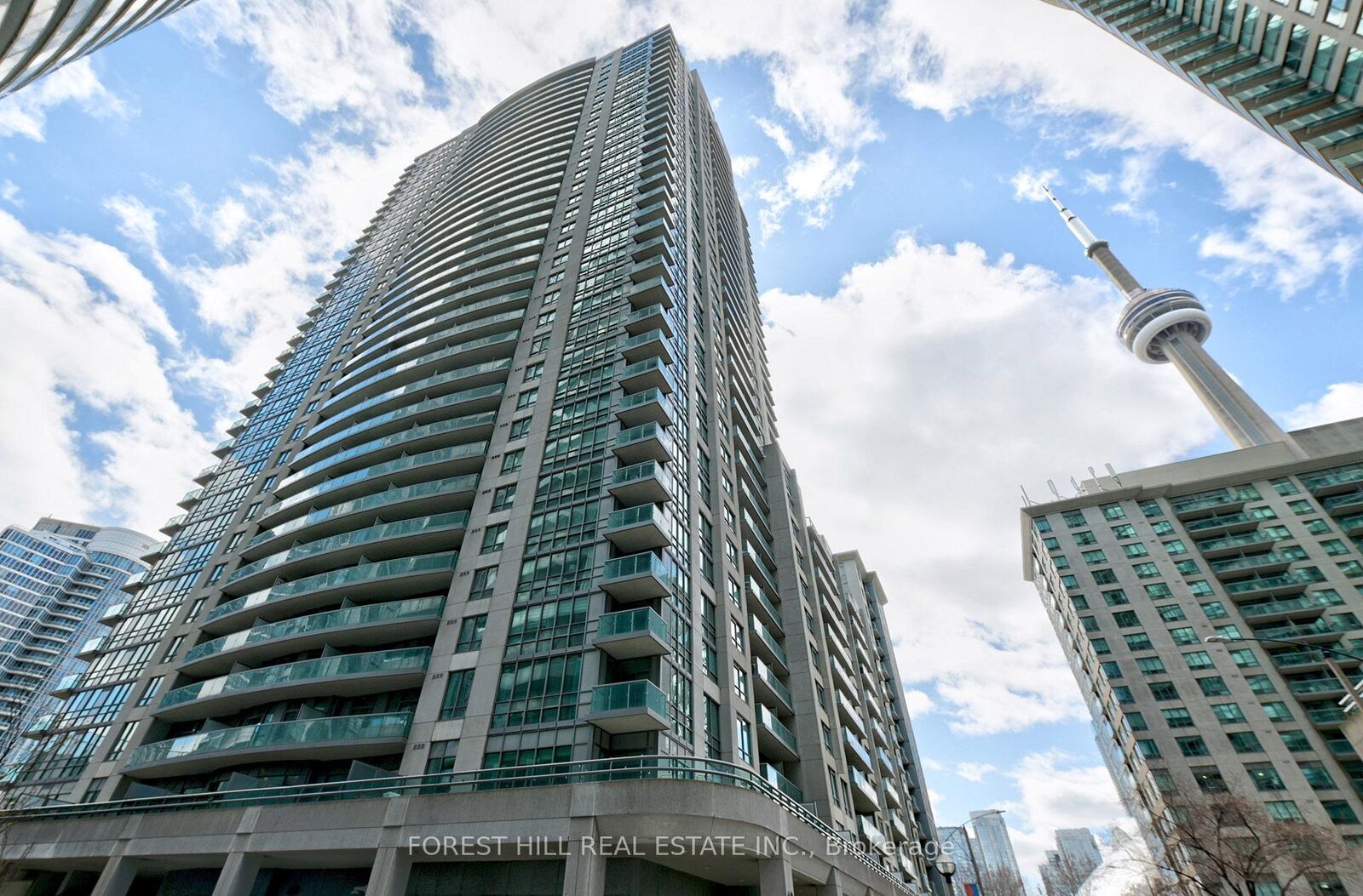 Property Photo:  19 Grand Trunk Crescent 306  ON M5J 3A3 