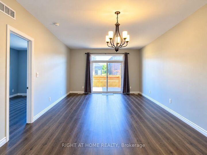 Property Photo: 64 Ledgerock Court ON K8R 0A1