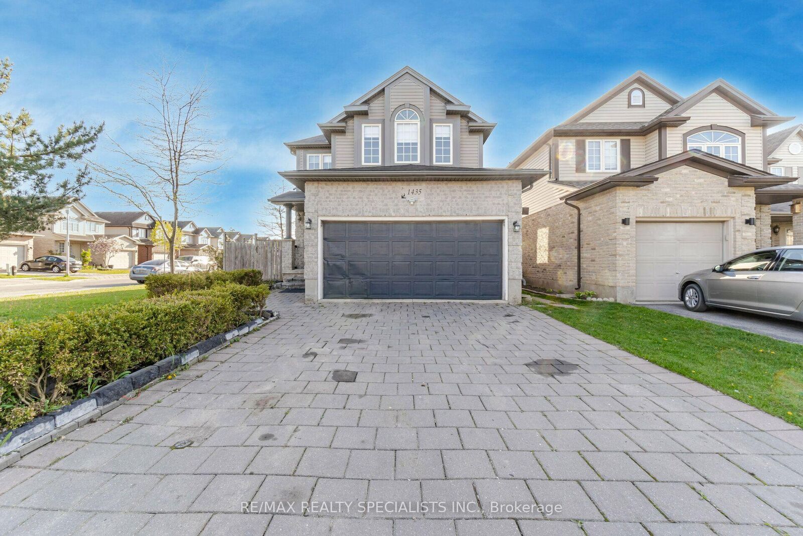 Property Photo:  1435 Mickleborough Drive  ON N6G 5R5 