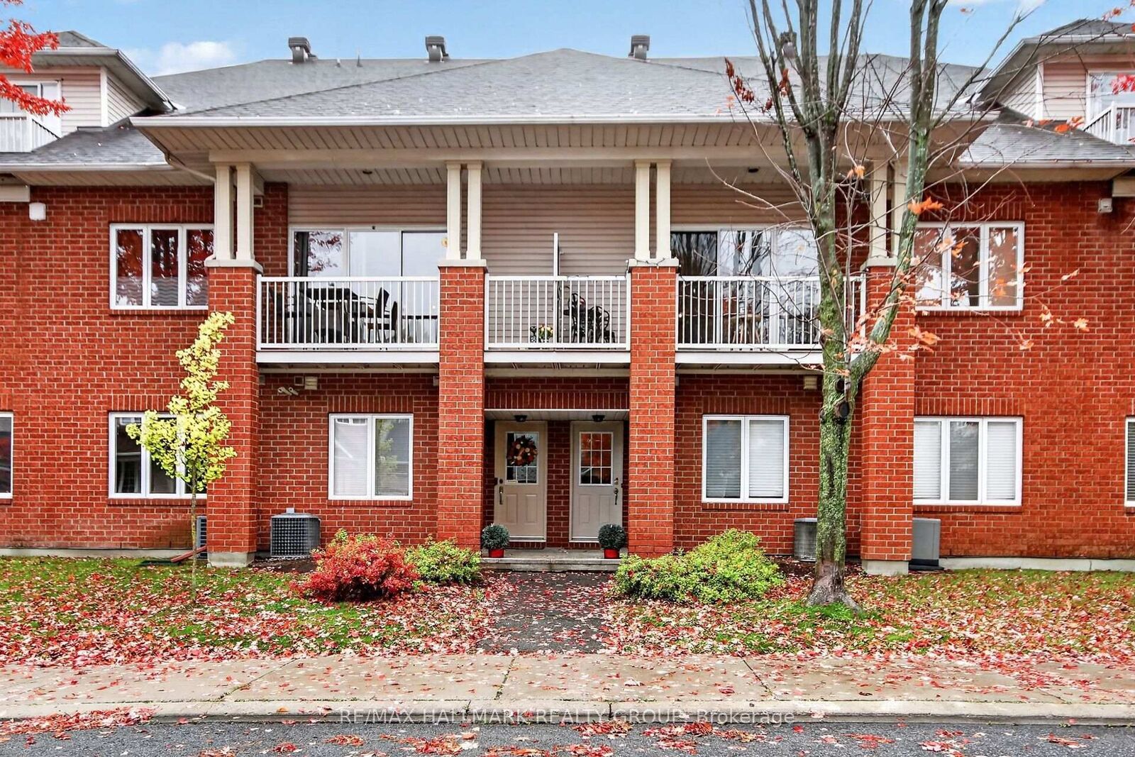 Property Photo:  10 Daybreak Street 36  ON K2G 6T9 