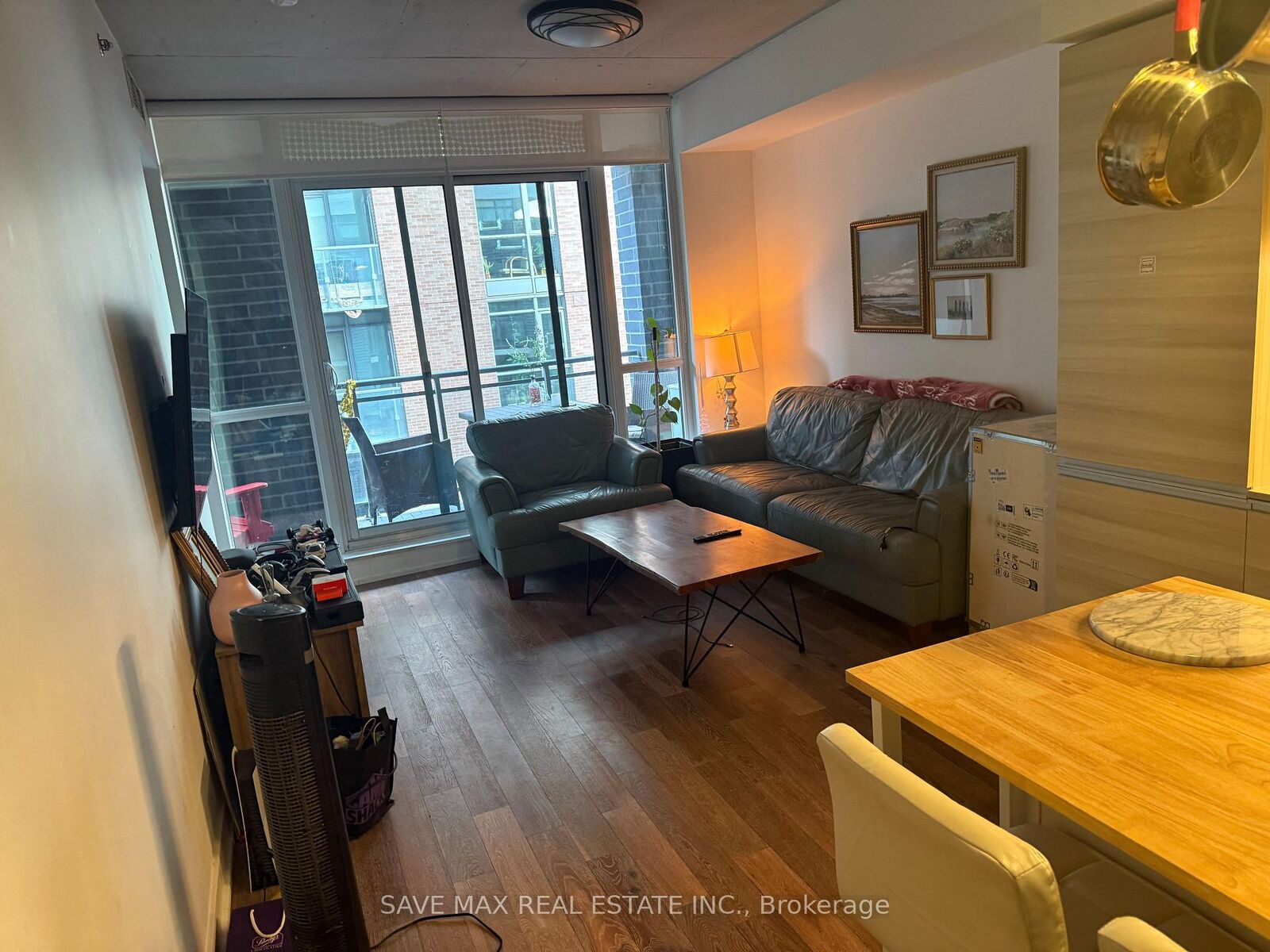Property Photo:  20 Minowan Miikan Lane 404  ON M6J 0E5 