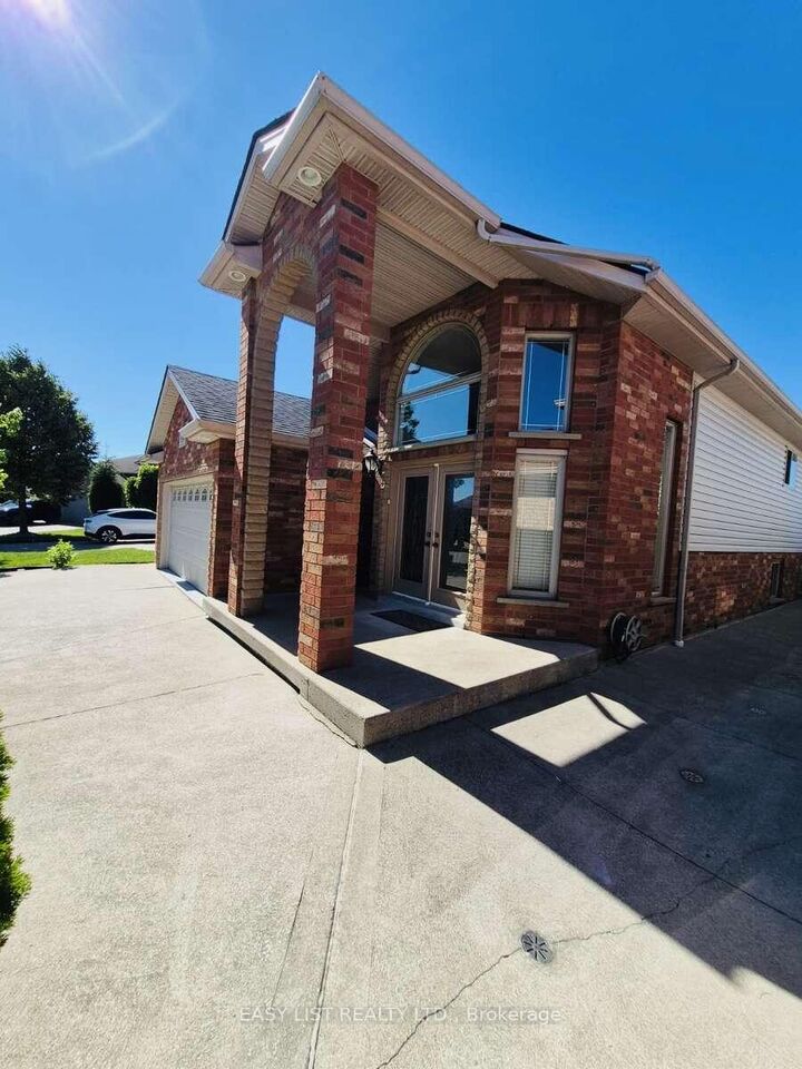 Property Photo:  1589 Meridian Street  ON N9G 3E7 