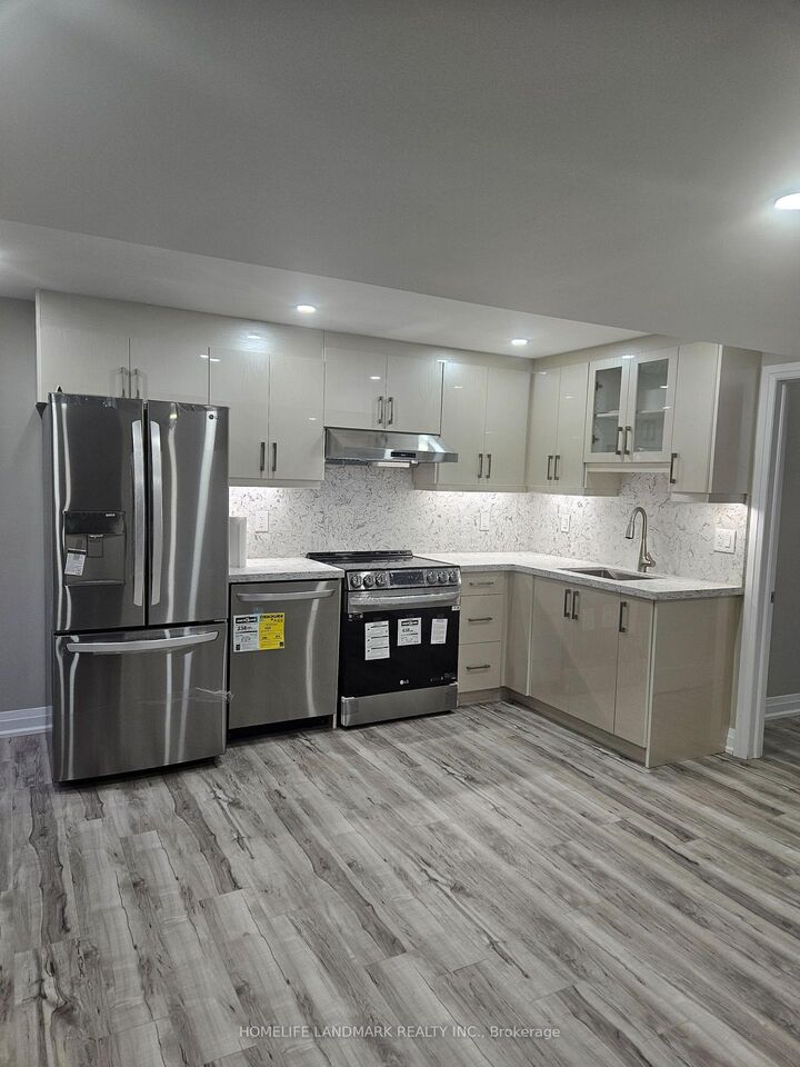 Property Photo:  515 Nairn Circle Lower  ON L9T 8A8 