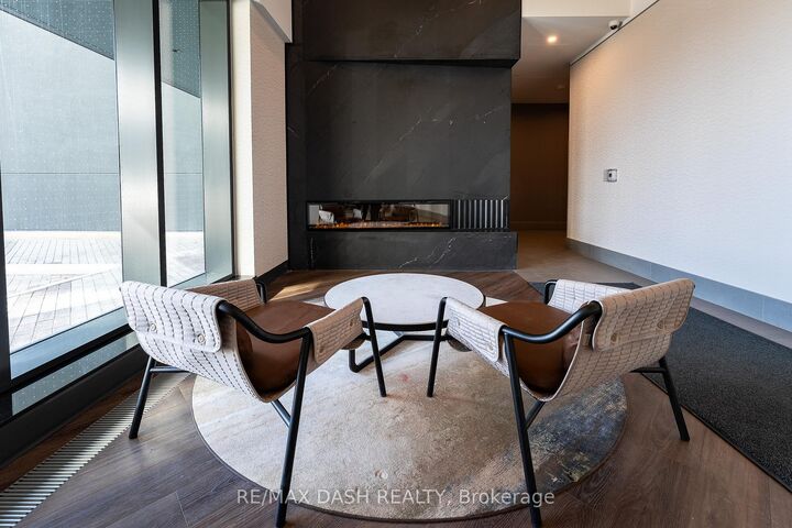 Property Photo:  1037 The Queensway Avenue 411  ON M8Z 0H5 