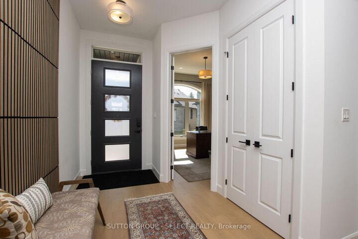 Property Photo:  6990 Clayton Walk 33  ON N6P 0J2 