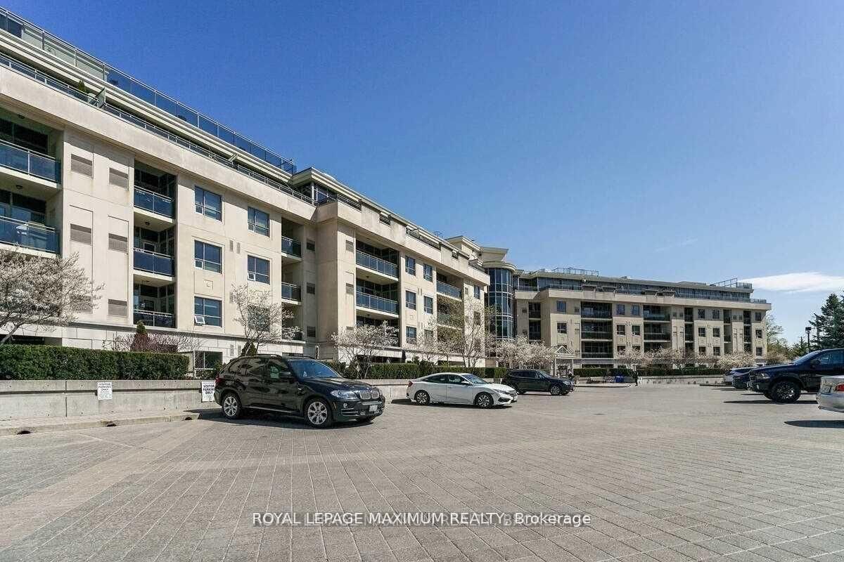 Property Photo:  8201 Islington Avenue 327  ON L4L 9S6 