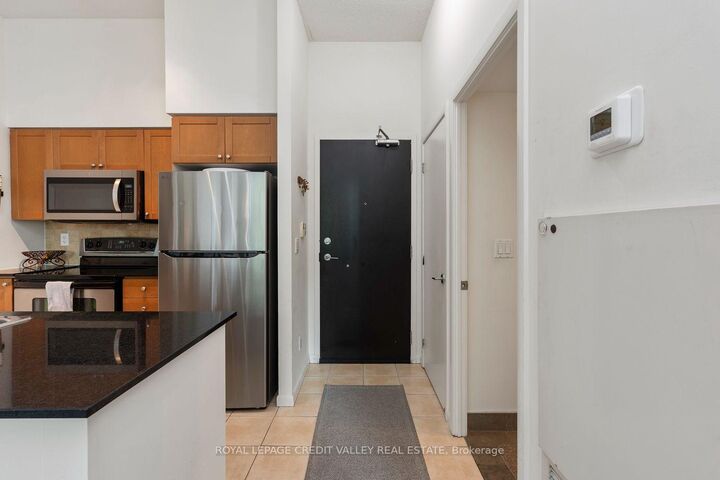 Property Photo:  231 Fort York Boulevard 123  ON M5V 1B2 