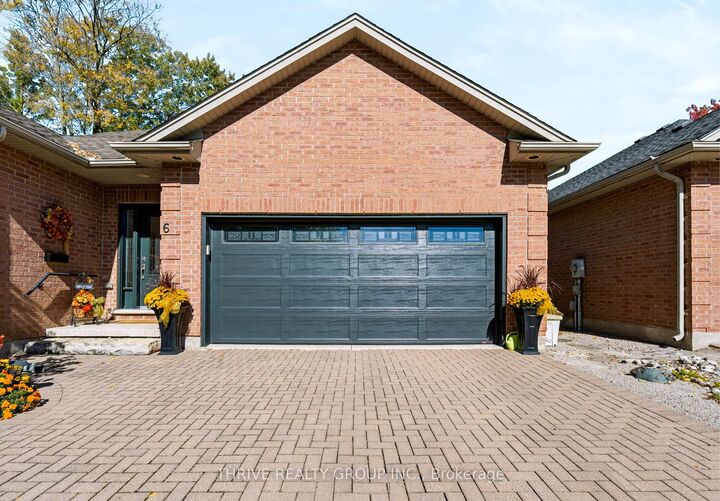 Property Photo:  448 Commissioners Road E 6  ON N6C 2T7 