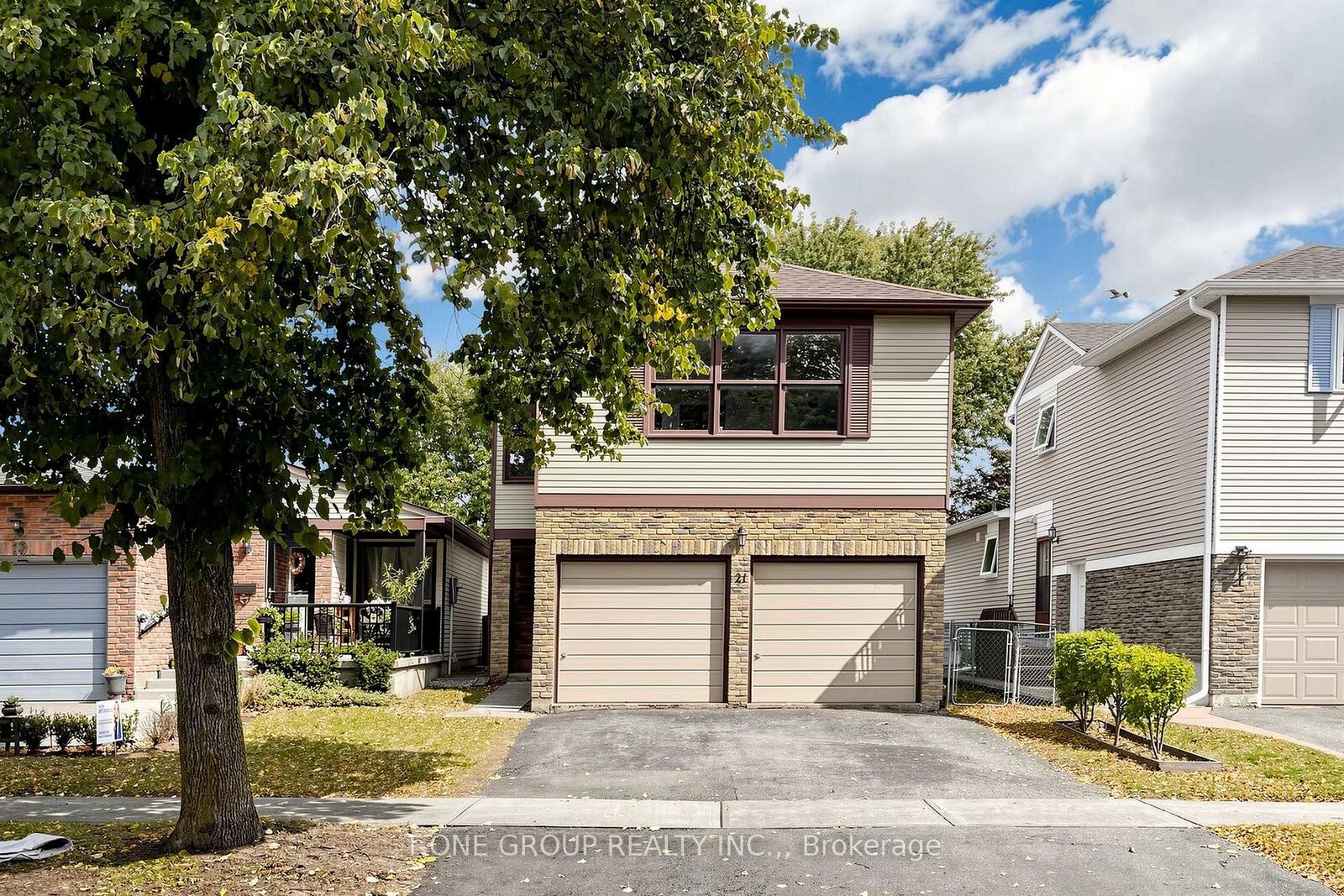 Property Photo:  21 Madsen Crescent  ON L3R 4P2 