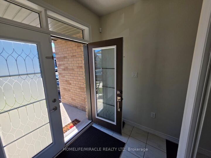 Property Photo:  26 Amos Avenue  ON N3T 0V4 