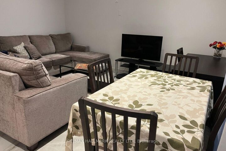 Property Photo:  125 Florence Avenue A (Lower)  ON M2N 1G2 
