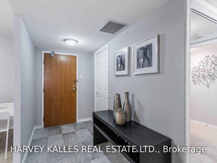 Property Photo:  4727 Sheppard Avenue E 808  ON M1S 5B3 