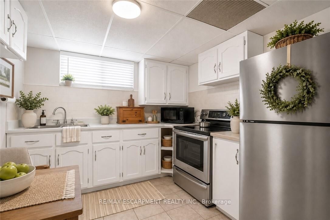 Property Photo: 374 Upper Wentworth Street W ON L9A 4T5