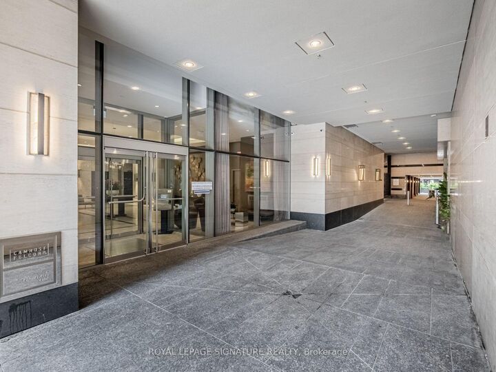 Property Photo:  155 Yorkville Avenue 1110  ON M5R 1C4 