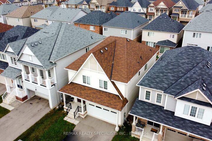 Property Photo:  14 Beatty Avenue  ON L3B 0E9 