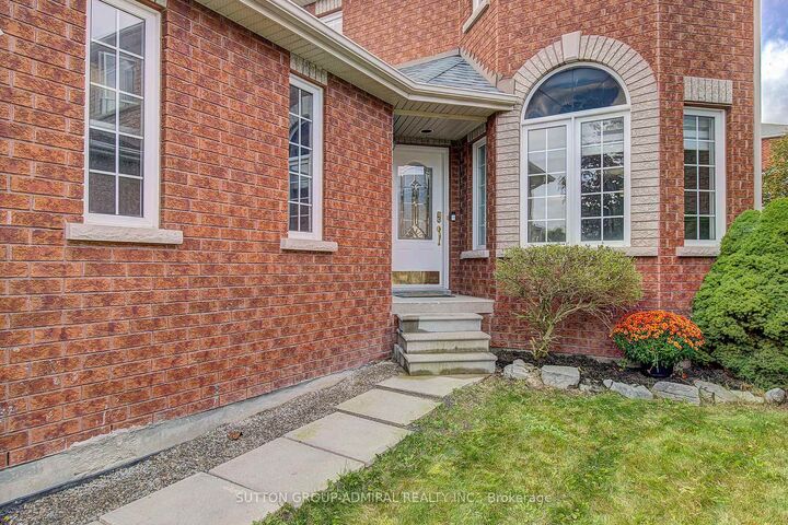 Property Photo:  40 Metcalfe Drive  ON L3Z 3C7 