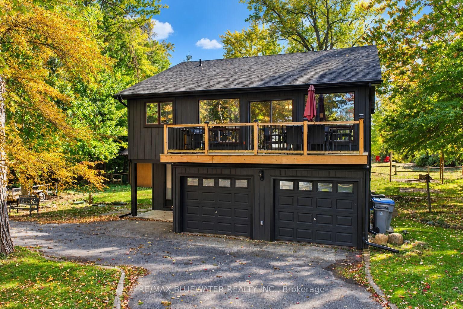 Property Photo:  8437 Defore Drive  ON N0M 1T0 