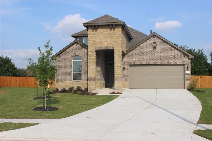Property Photo:  1024 Palo Duro Cove  TX 78664 