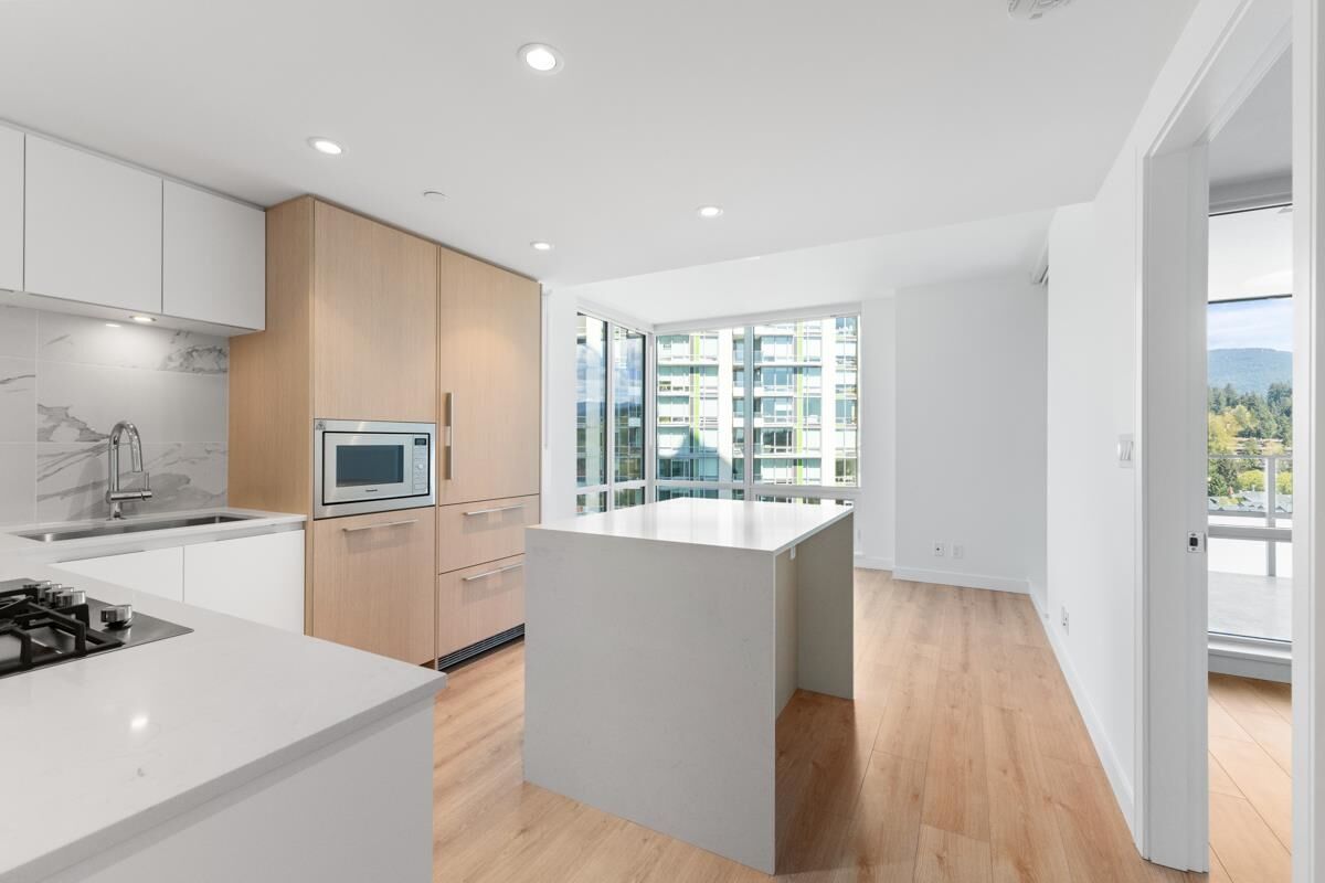 Property Photo:  1500 Fern Street 1202  BC V7J 1H6 